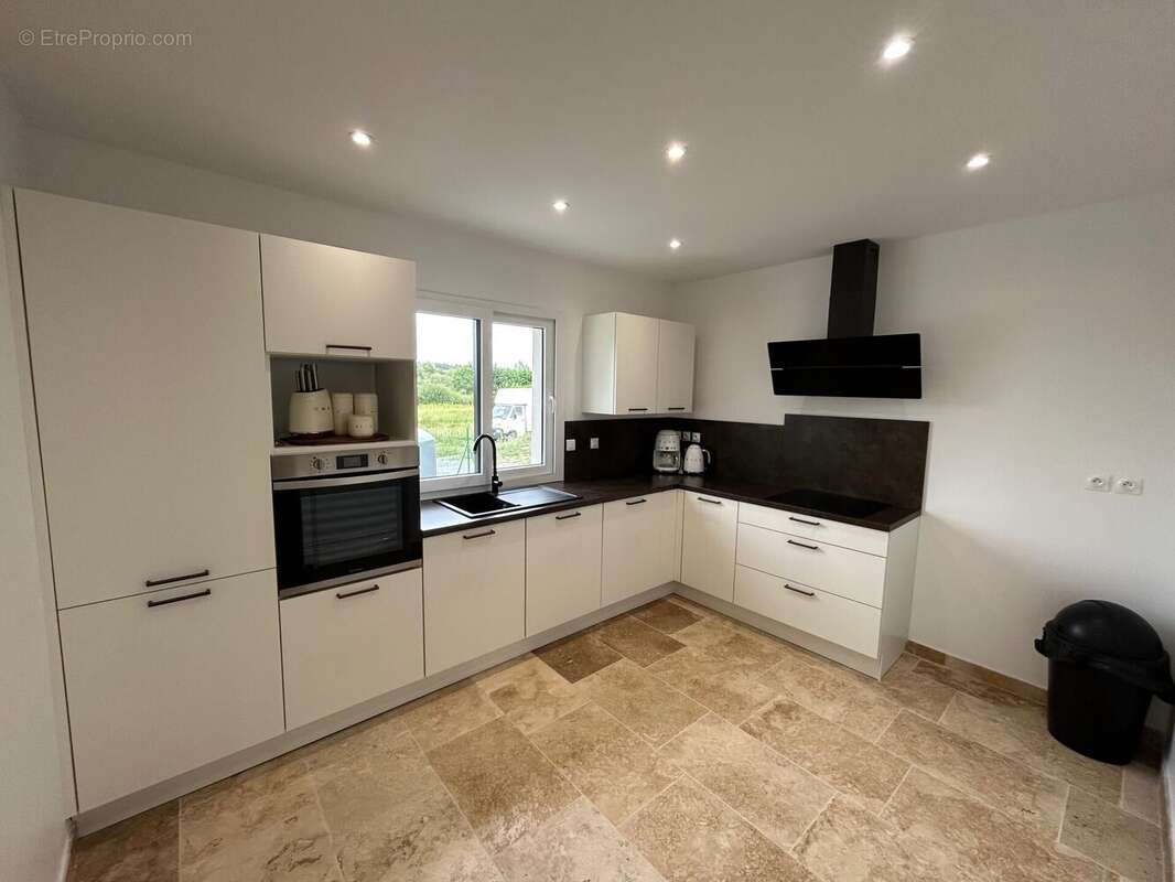 Photo 7 - Maison à SAINT-REMY-EN-ROLLAT