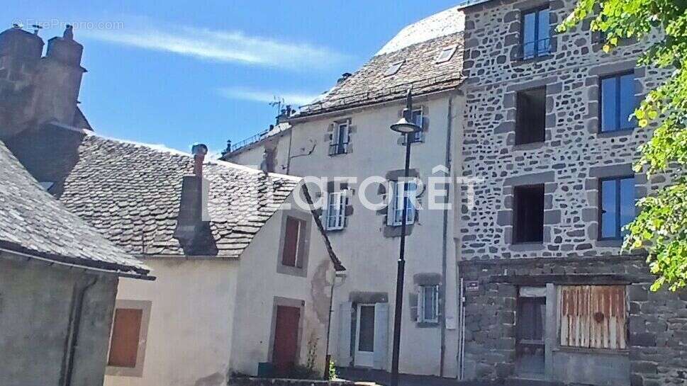 Appartement à PIERREFORT