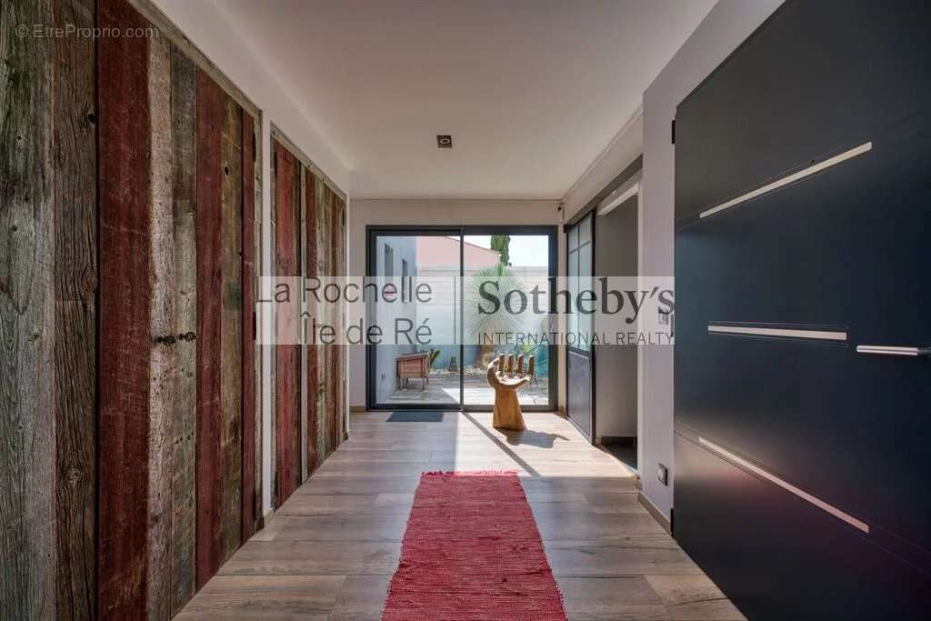 Villa contemporaine de 360 m2 - photo 12