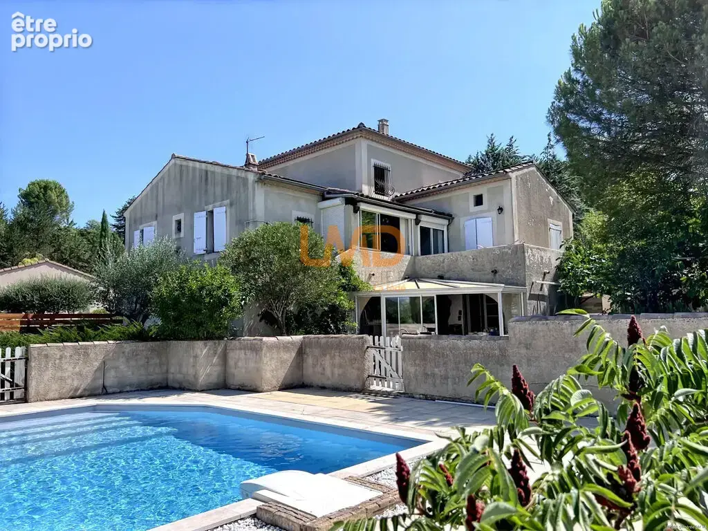 Maison à RUOMS
