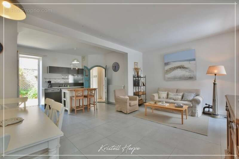 Maison à LE POULIGUEN