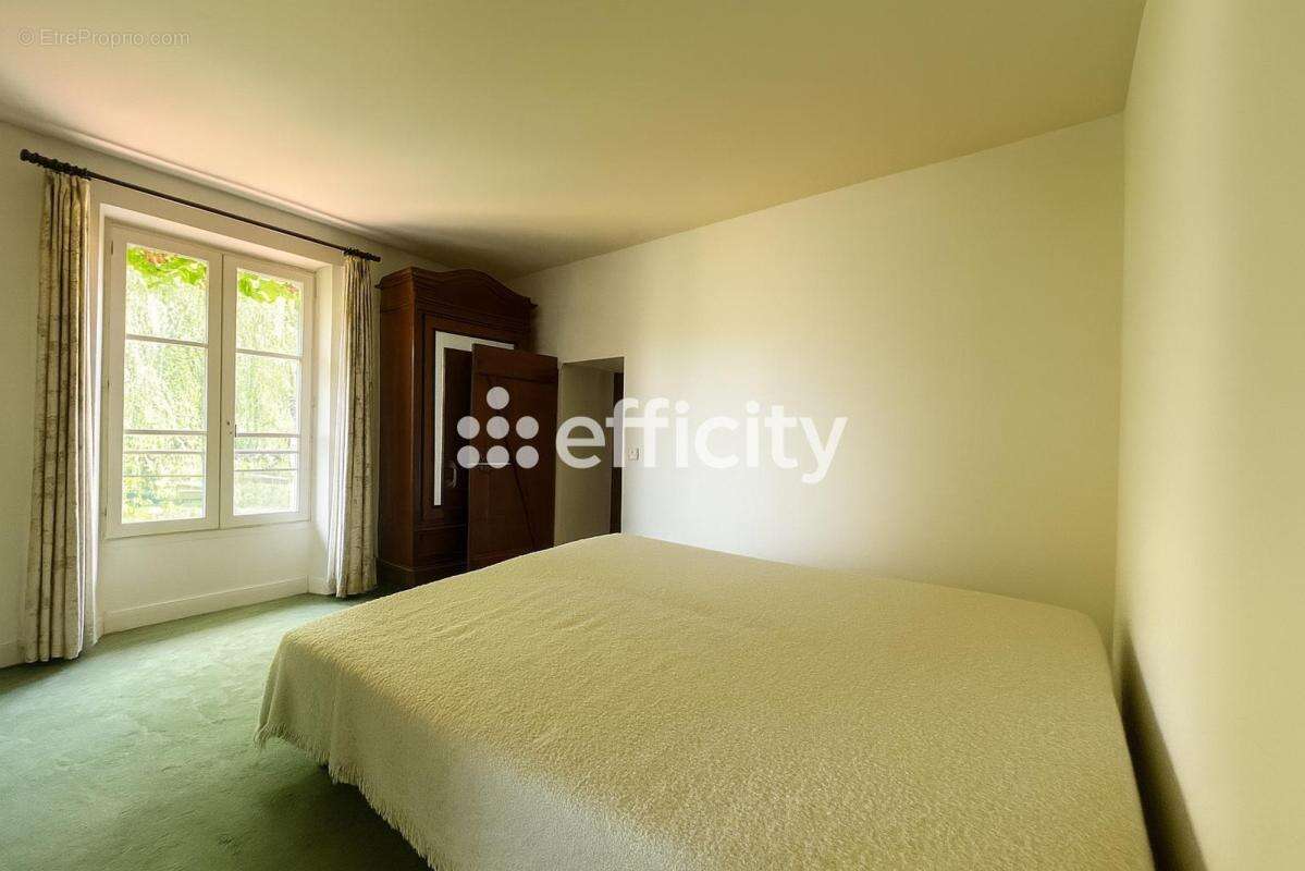 Maison à LA FERTE-BERNARD