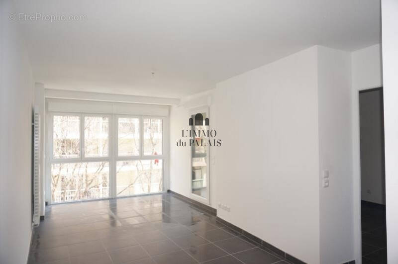 Appartement à MARSEILLE-10E