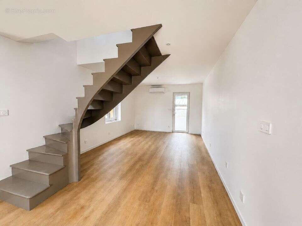 Appartement à LA MOTTE-SERVOLEX