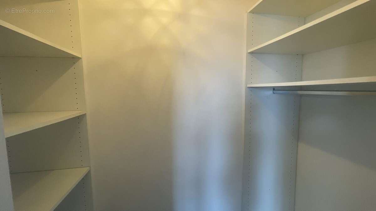 Appartement à LES MUREAUX