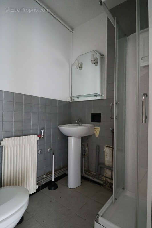 Appartement à LES PAVILLONS-SOUS-BOIS