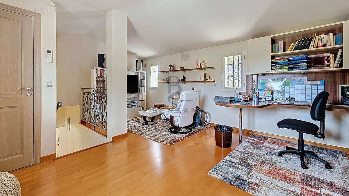 Maison à SAINT-RAPHAEL