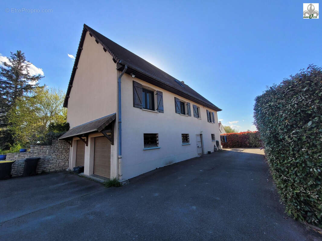 Maison à BEAUMONT-SUR-GROSNE