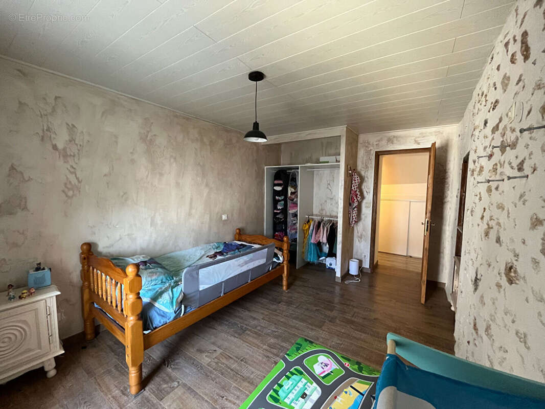 Maison La Ferte Sous Jouarre 5 pièce(s) 196 m2 - photo 8
