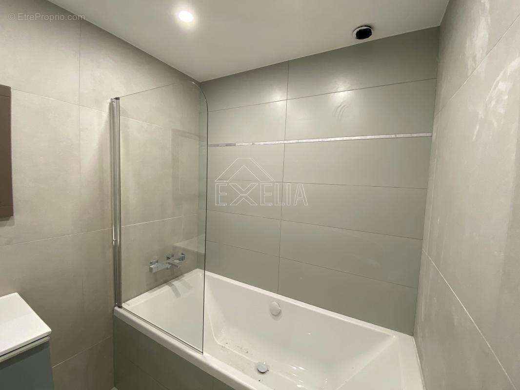 Maison à ROSNY-SUR-SEINE