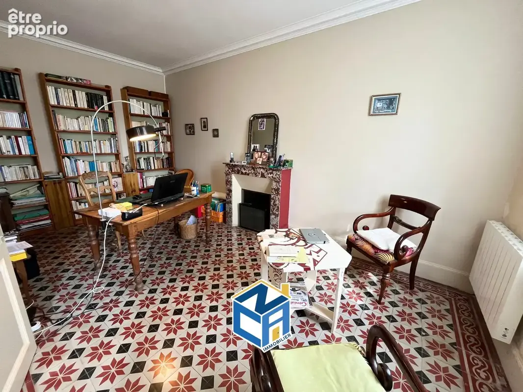 Maison 172 m² à Avon-Les-Roches  - photo 8
