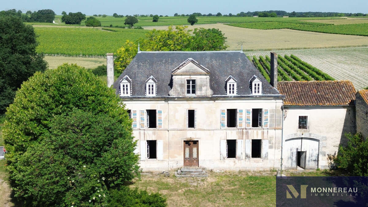 Maison de maitre a rehabiliter - photo 16