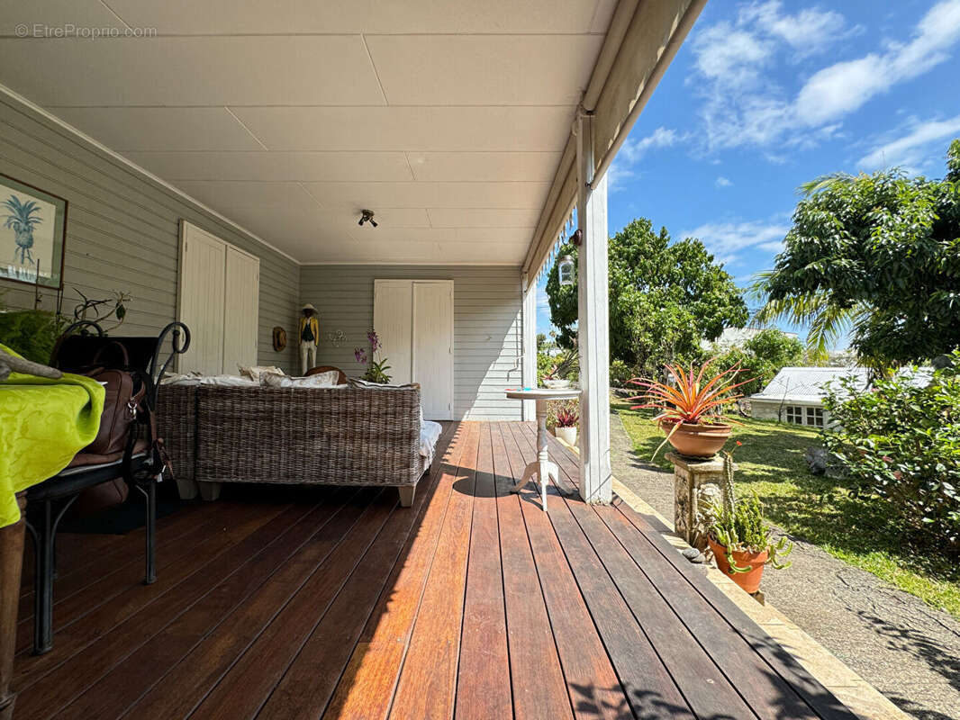 Maison à SAINT-DENIS