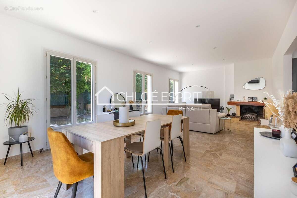 Photo 2 - Maison à BRUNOY