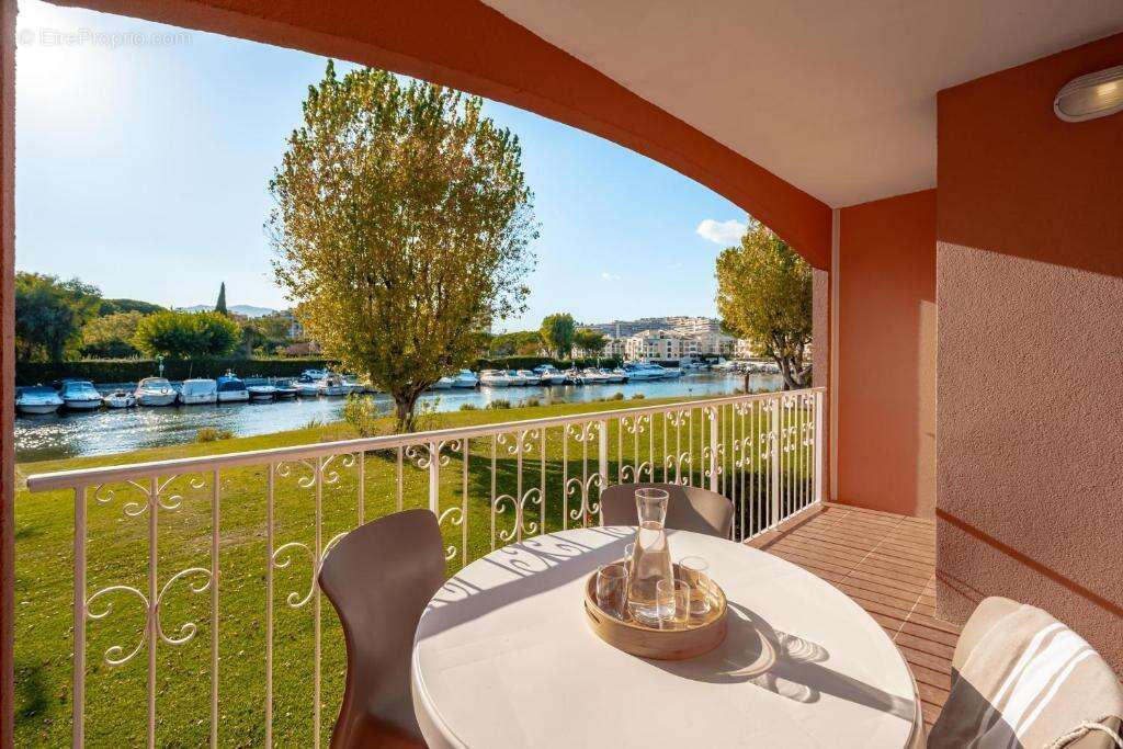 Appartement à MANDELIEU-LA-NAPOULE