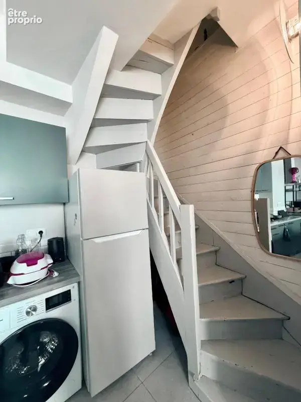 Maison de ville sur 3 niveaux, 62m², 2 chambres et une pièce, cave - photo 5