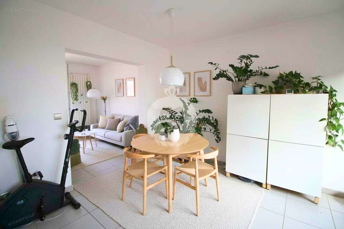 Appartement à CHAMPIGNY-SUR-MARNE