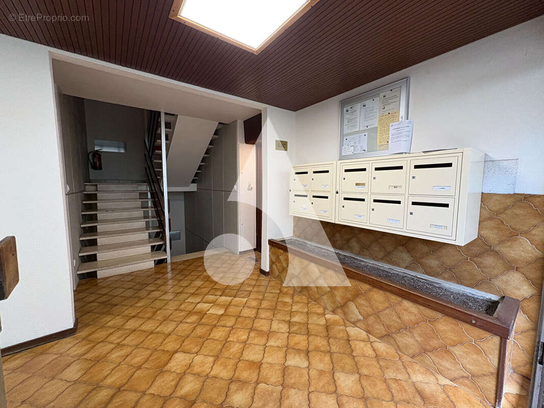 T3 lumineux avec garage et cave à proximité des commodités - photo 9