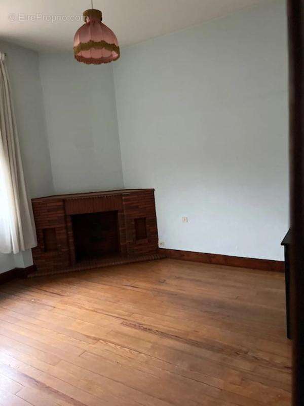 Maison à BLAYE-LES-MINES