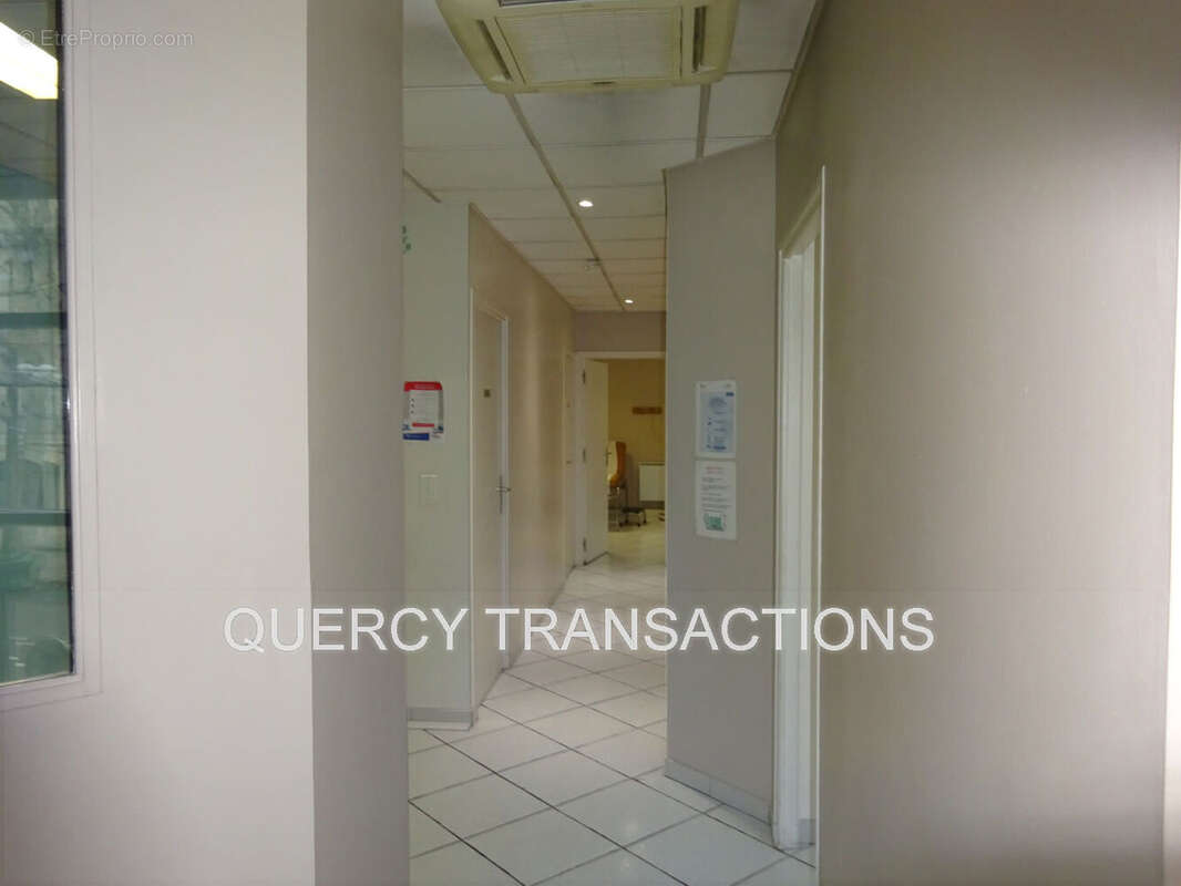 DSC03580 - Commerce à CAHORS