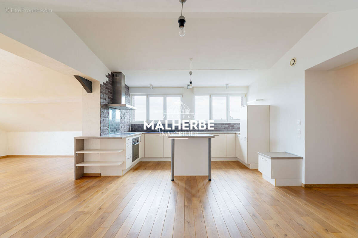 Appartement à GONDREVILLE