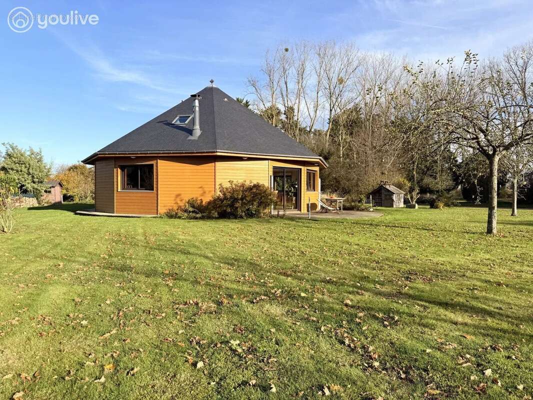 Maison à SAINTE-COLOMBE