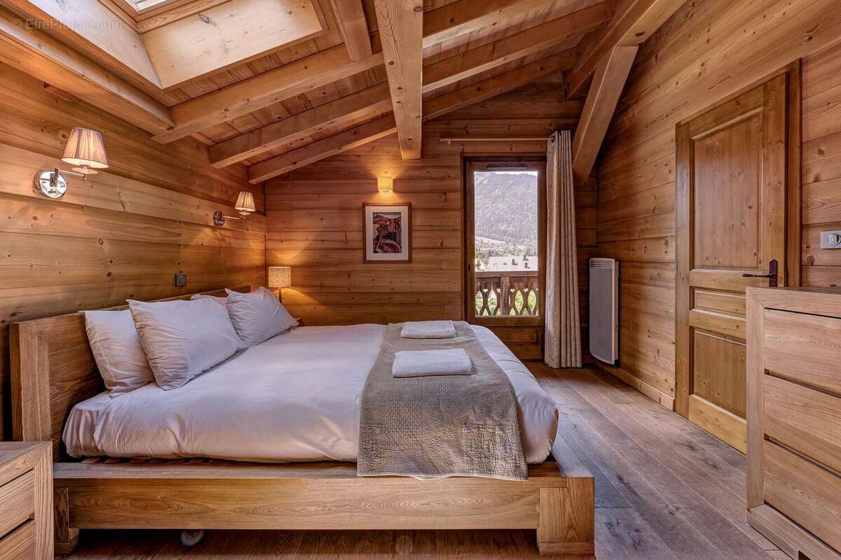 MONTRIOND : chalet de 5 chambres - photo 7
