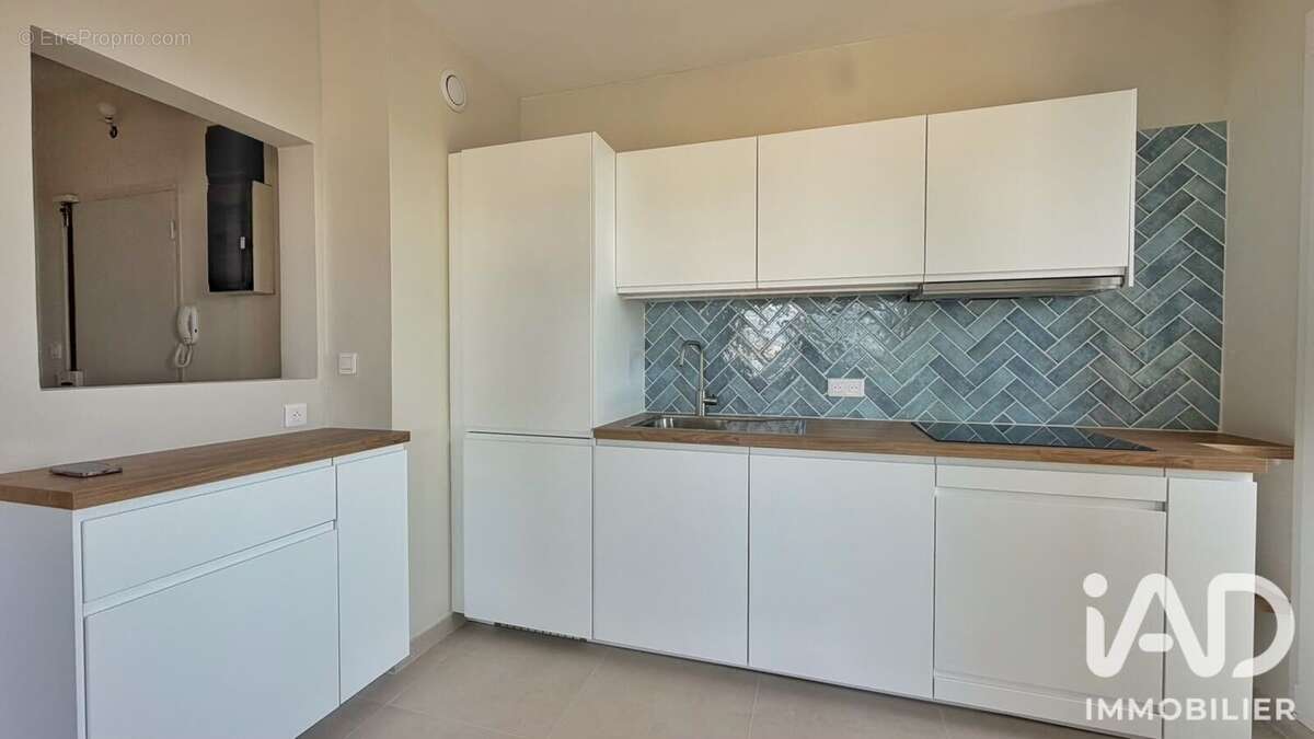 Appartement 57 m² à Hyeres  - photo 9