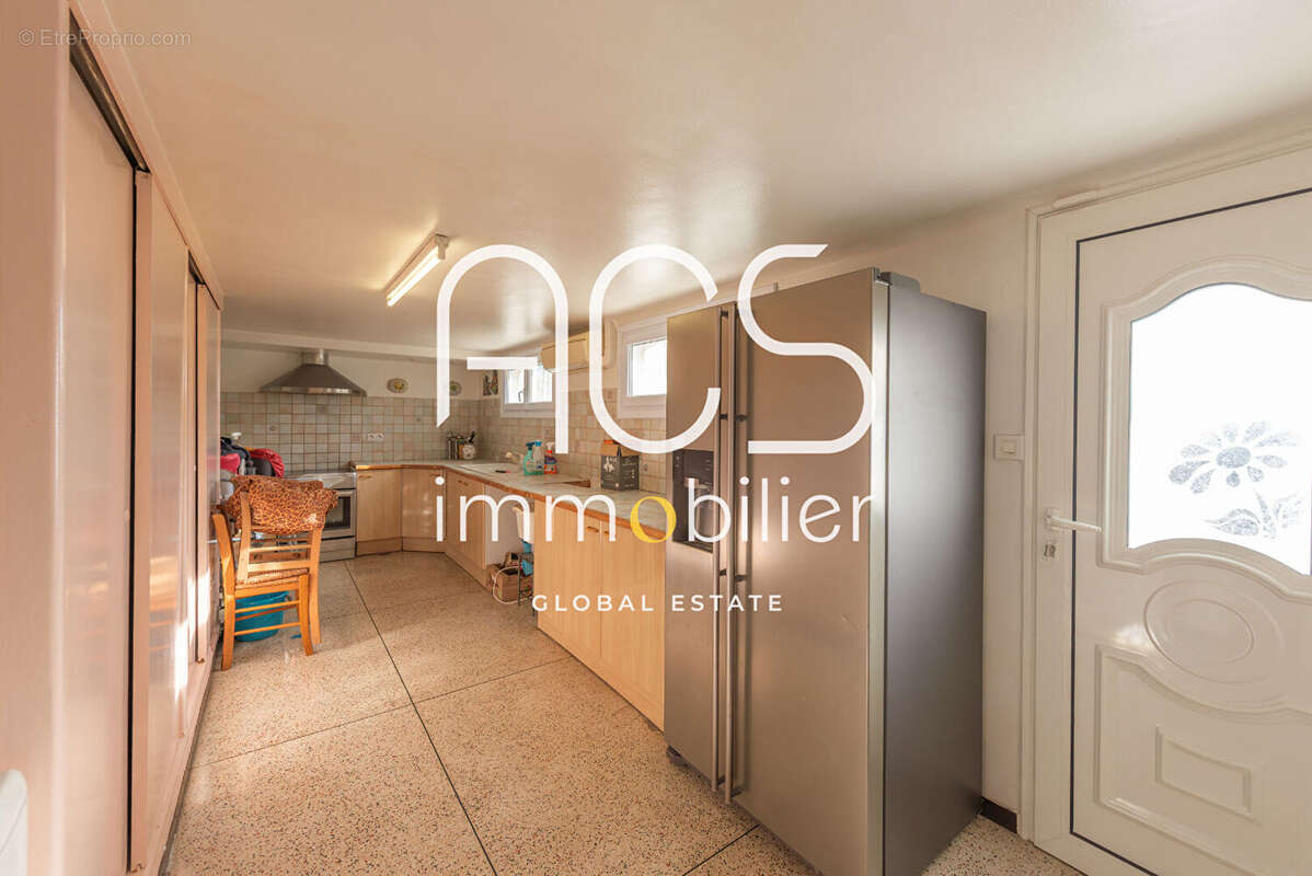 Maison à CHATEAUNEUF-LES-MARTIGUES