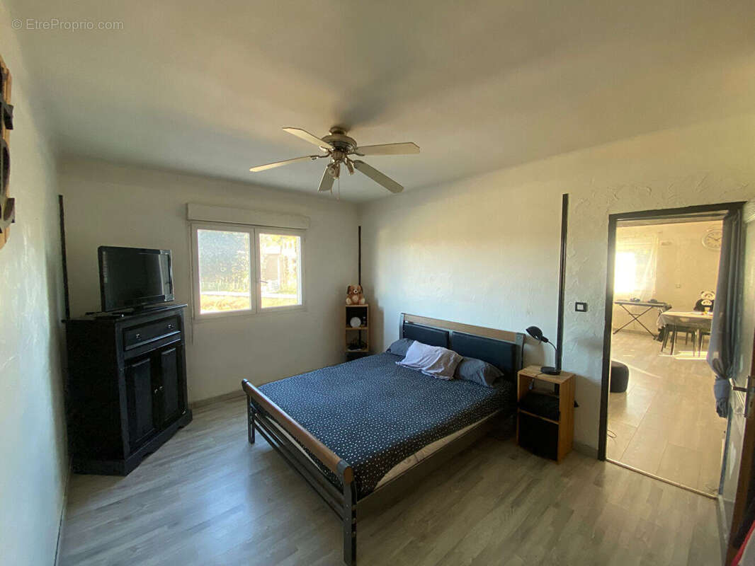 Maison à ROQUEMAURE