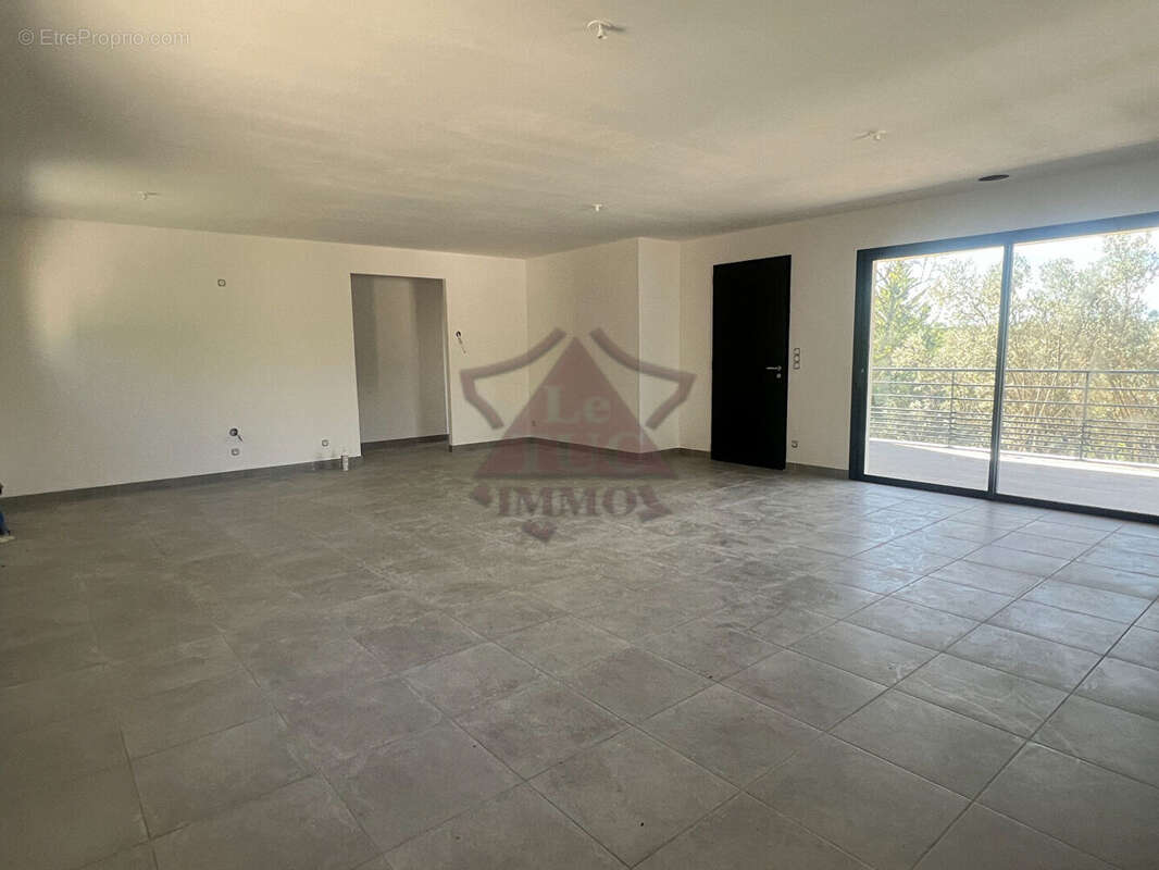 Maison à SAINT-AMBROIX