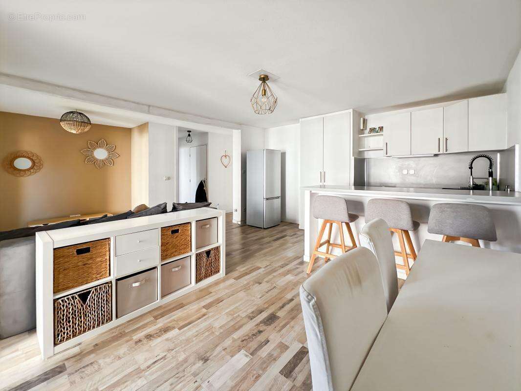 Appartement à FREJUS
