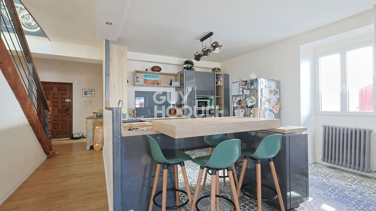 Appartement à AINHOA