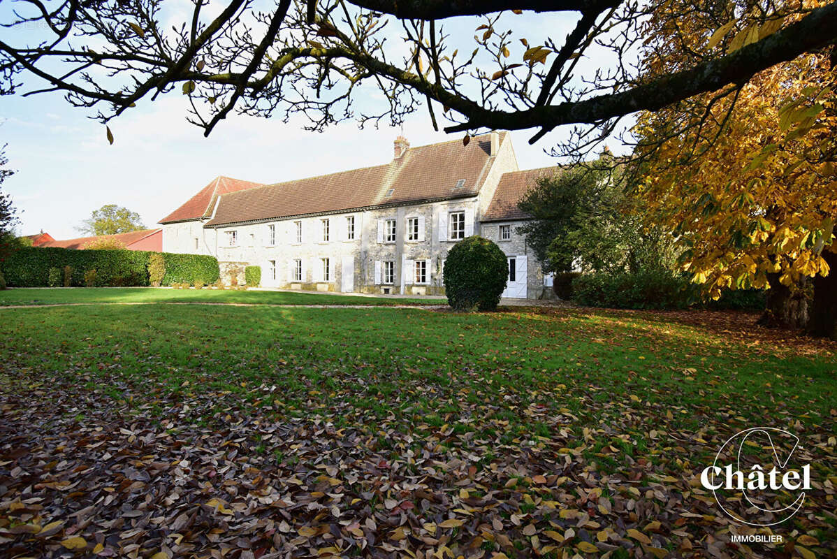 Maison à NANTEUIL-LE-HAUDOUIN