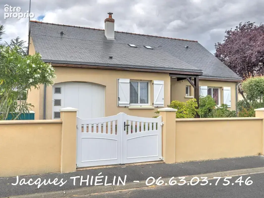 Maison à LONGUE-JUMELLES