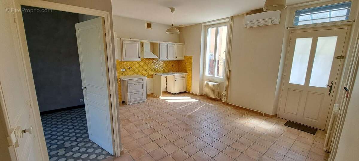 Maison 70 m² à Pelissanne  - photo 6