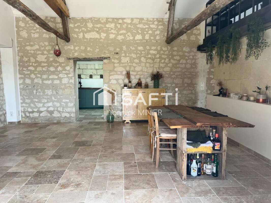 Photo 3 - Maison à RESTIGNE