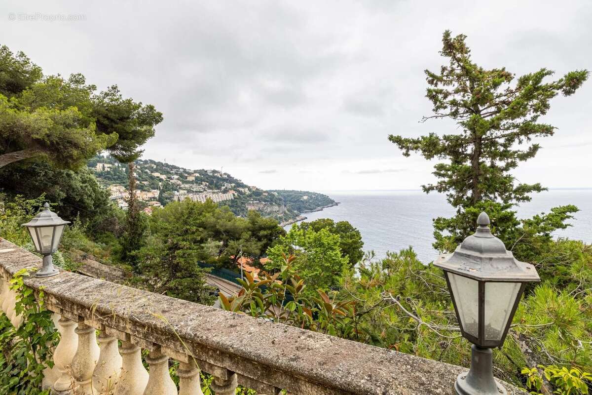 Maison à ROQUEBRUNE-CAP-MARTIN