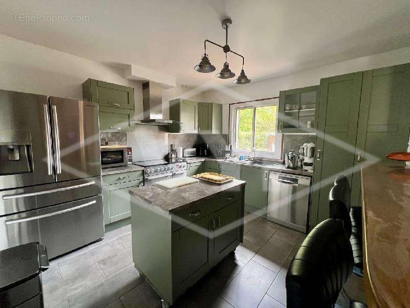 Maison à COMBS-LA-VILLE