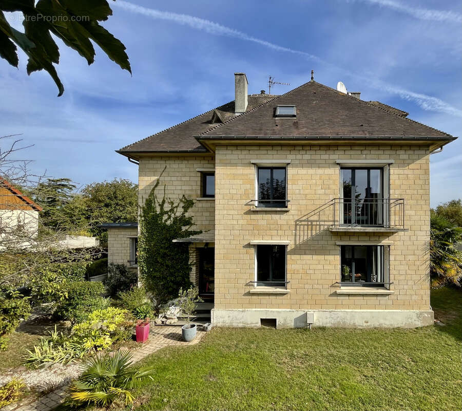 Maison à SAINT-CONTEST