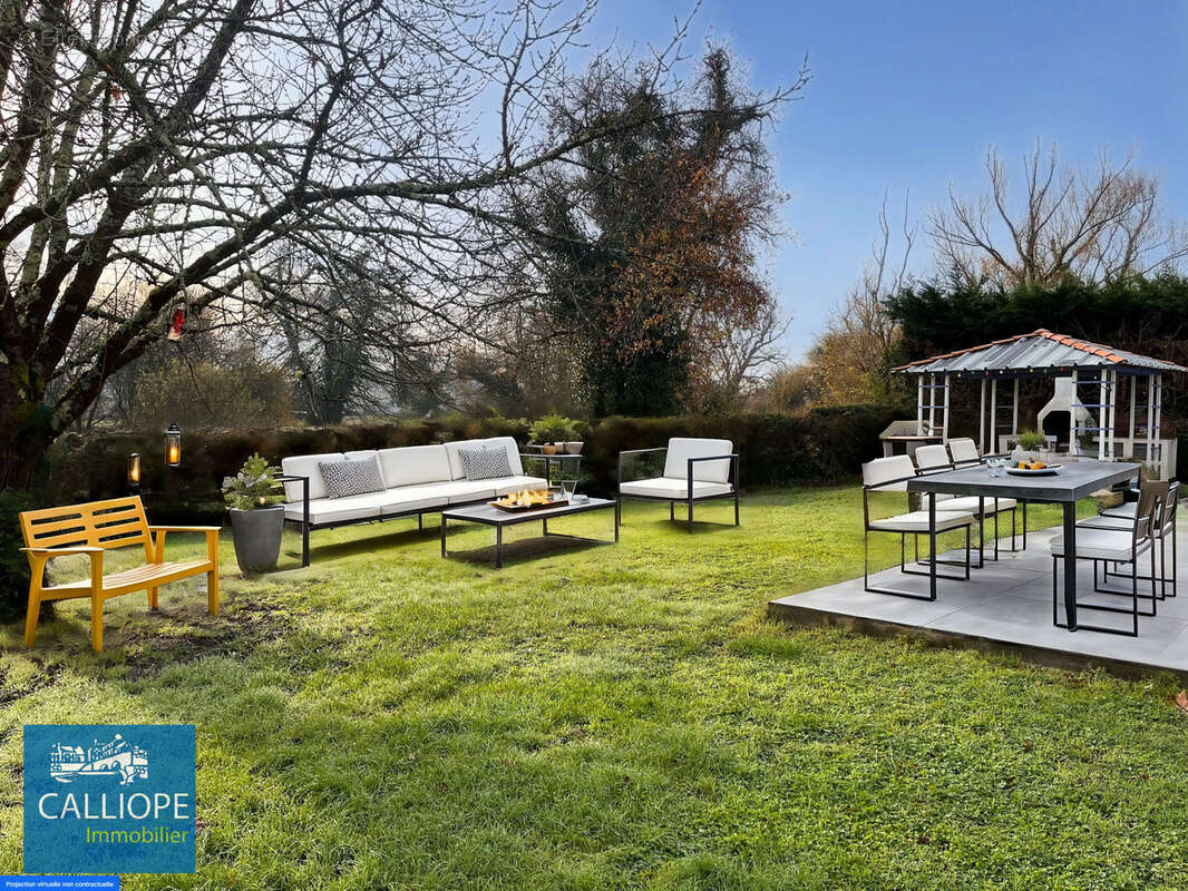 Maison à PAREMPUYRE