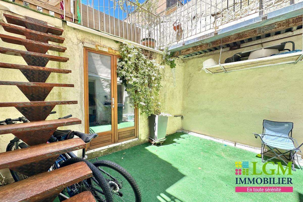 LUNEL - Maison d'habitation usage mixte coeur de ville - photo 2