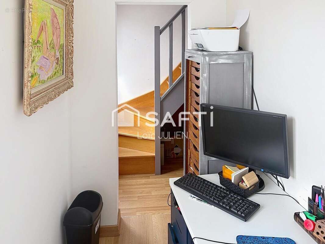 Photo 4