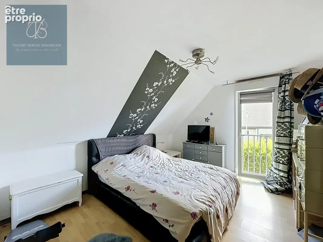 Maison familiale avec jardin et garage - photo 7