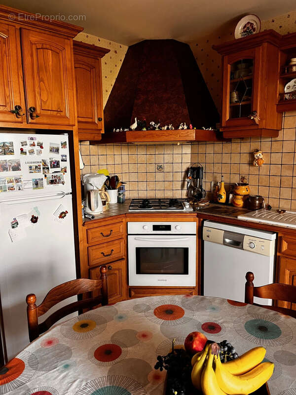 Maison à VARS-SUR-ROSEIX