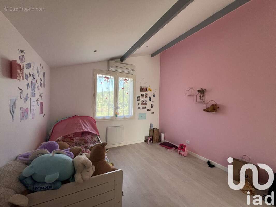 Photo 8 - Maison à BRANNE