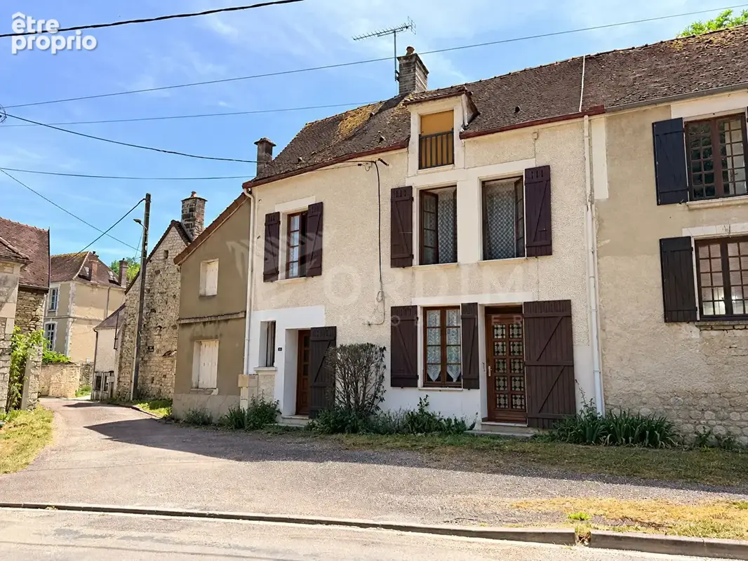 Photo Maison à Junay au prix de 69 000€