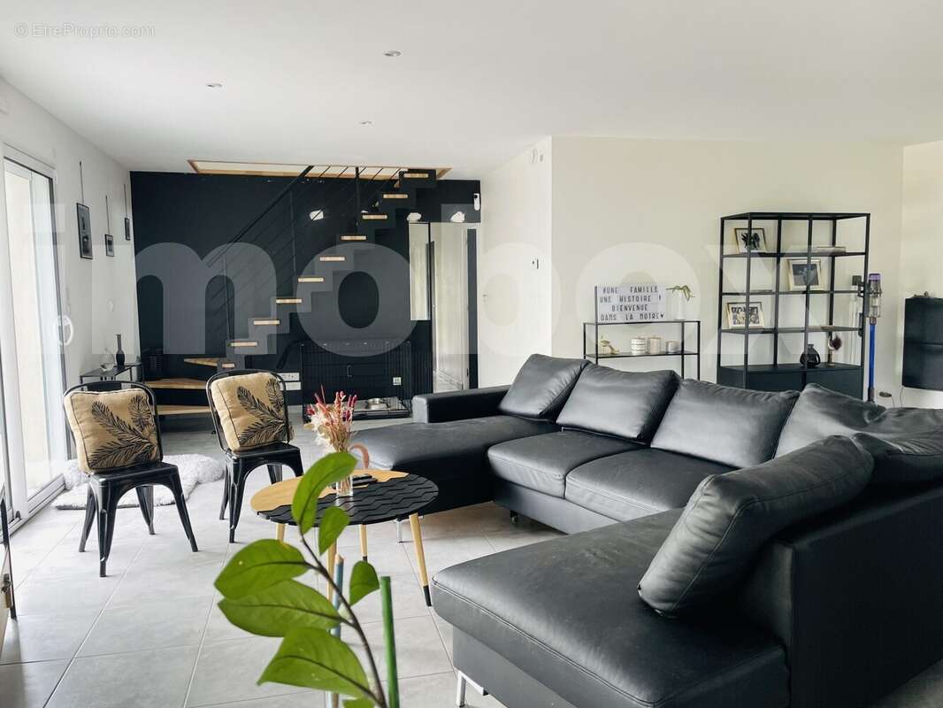 IMG_E2665 - Maison à LA ROUXIERE