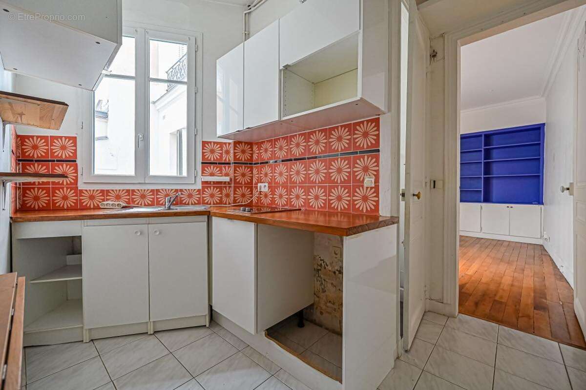Appartement à PARIS-9E