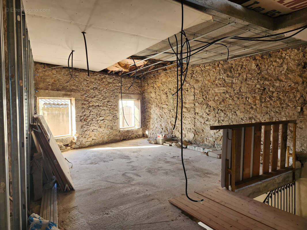 Appartement à PONT-SAINT-ESPRIT